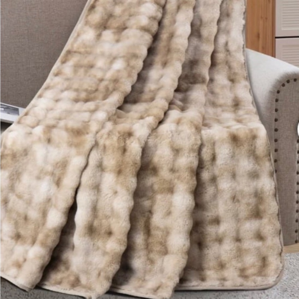 Waterproof super soft plush blanket for pets or humans New
